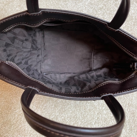 Beautiful Vintage Dark Brown Furla Handbag made in Italy - Picture 6 of 13